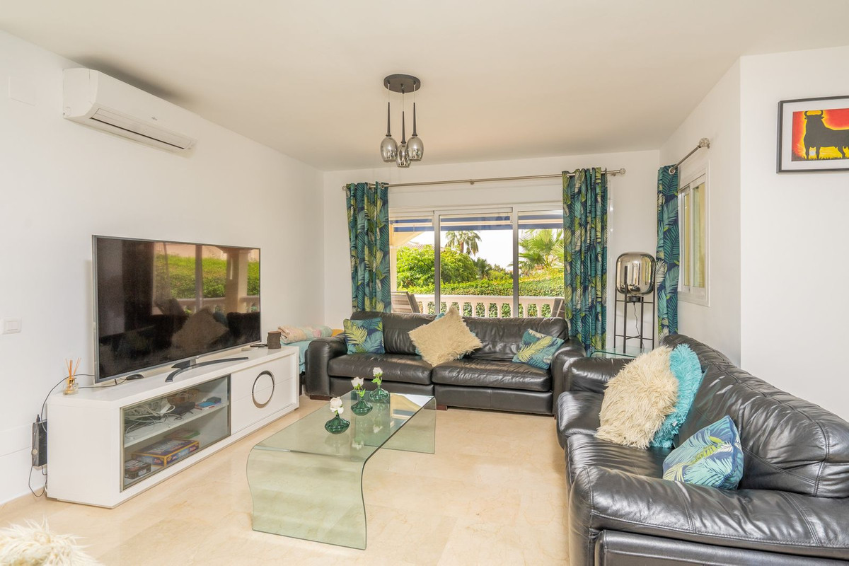 4 Bed Townhouse for sale in Benalmadena Costa Del Sol, Málaga, Spain