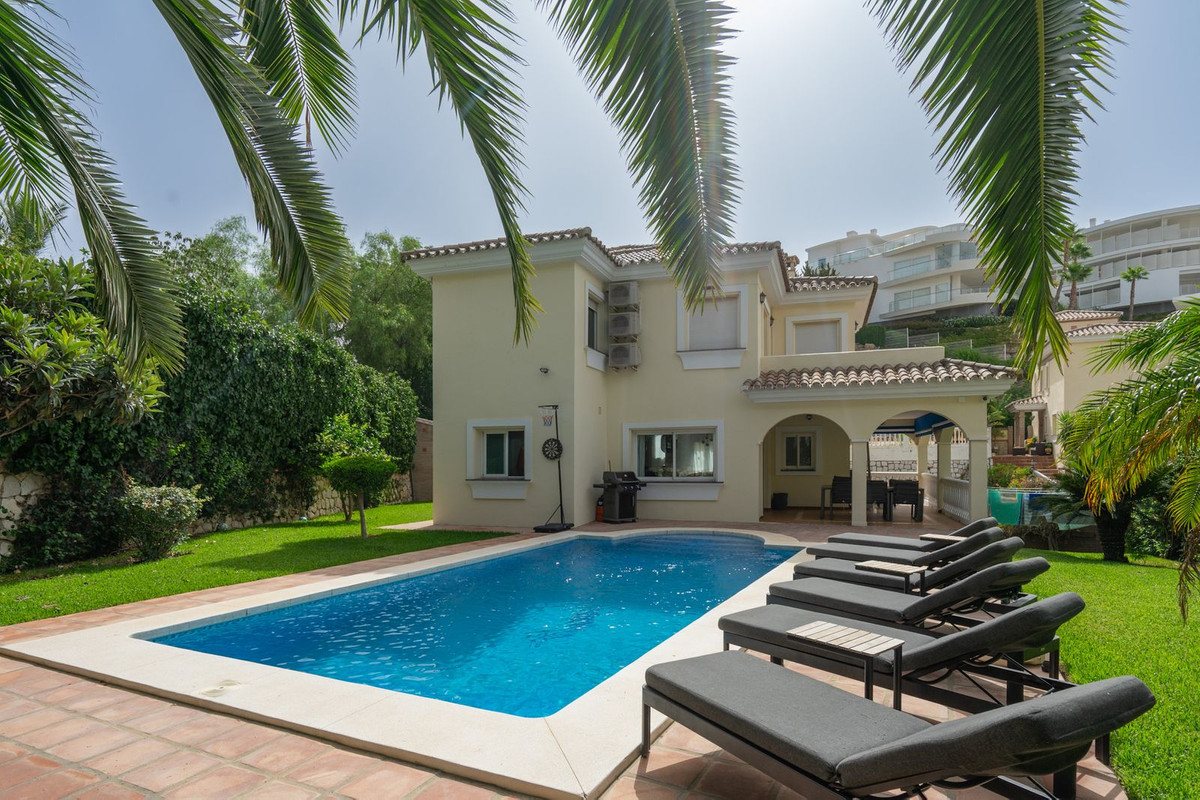 4 Bed Townhouse for sale in Benalmadena Costa Del Sol, Málaga, Spain