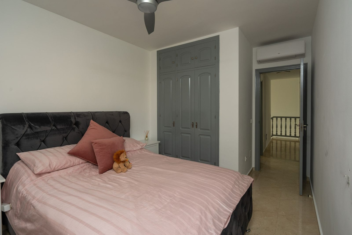 4 Bed Townhouse for sale in Benalmadena Costa Del Sol, Málaga, Spain