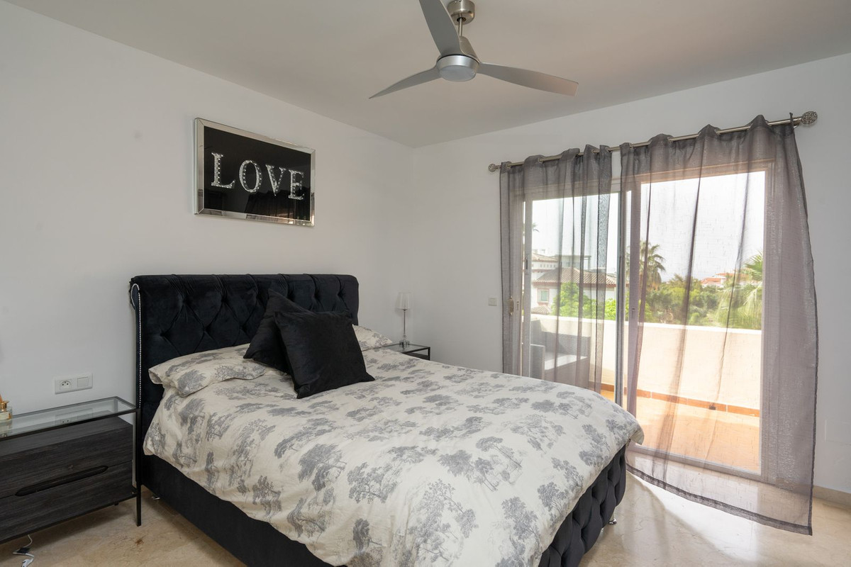 4 Bed Townhouse for sale in Benalmadena Costa Del Sol, Málaga, Spain