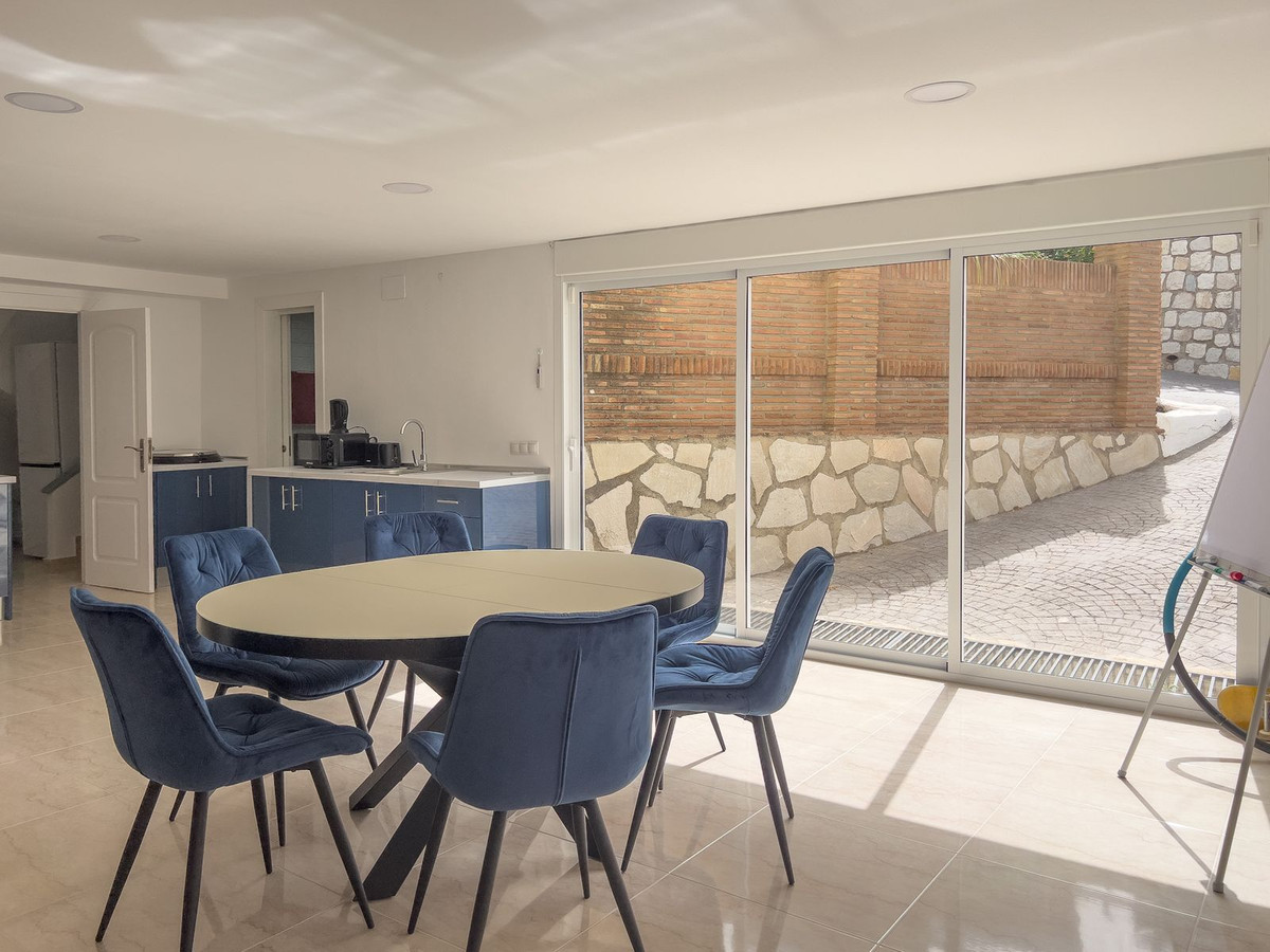 4 Bed Townhouse for sale in Benalmadena Costa Del Sol, Málaga, Spain
