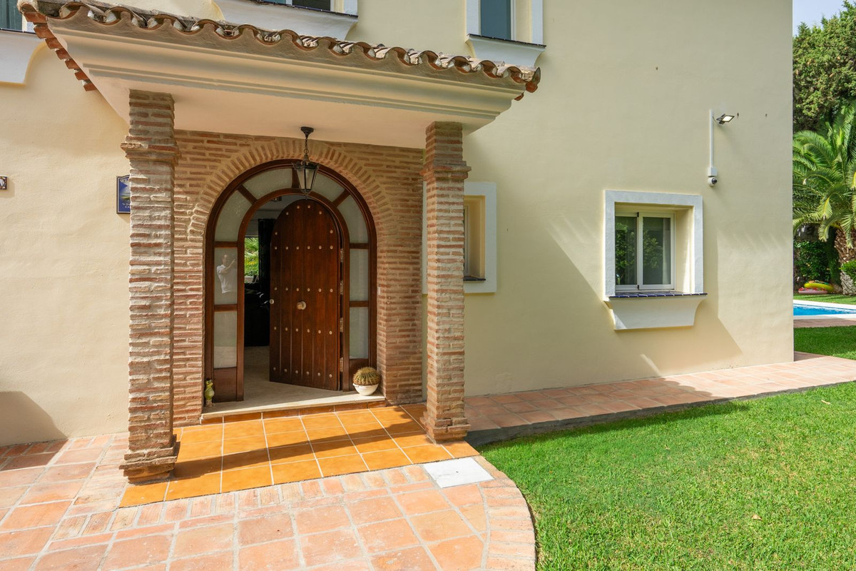 4 Bed Townhouse for sale in Benalmadena Costa Del Sol, Málaga, Spain