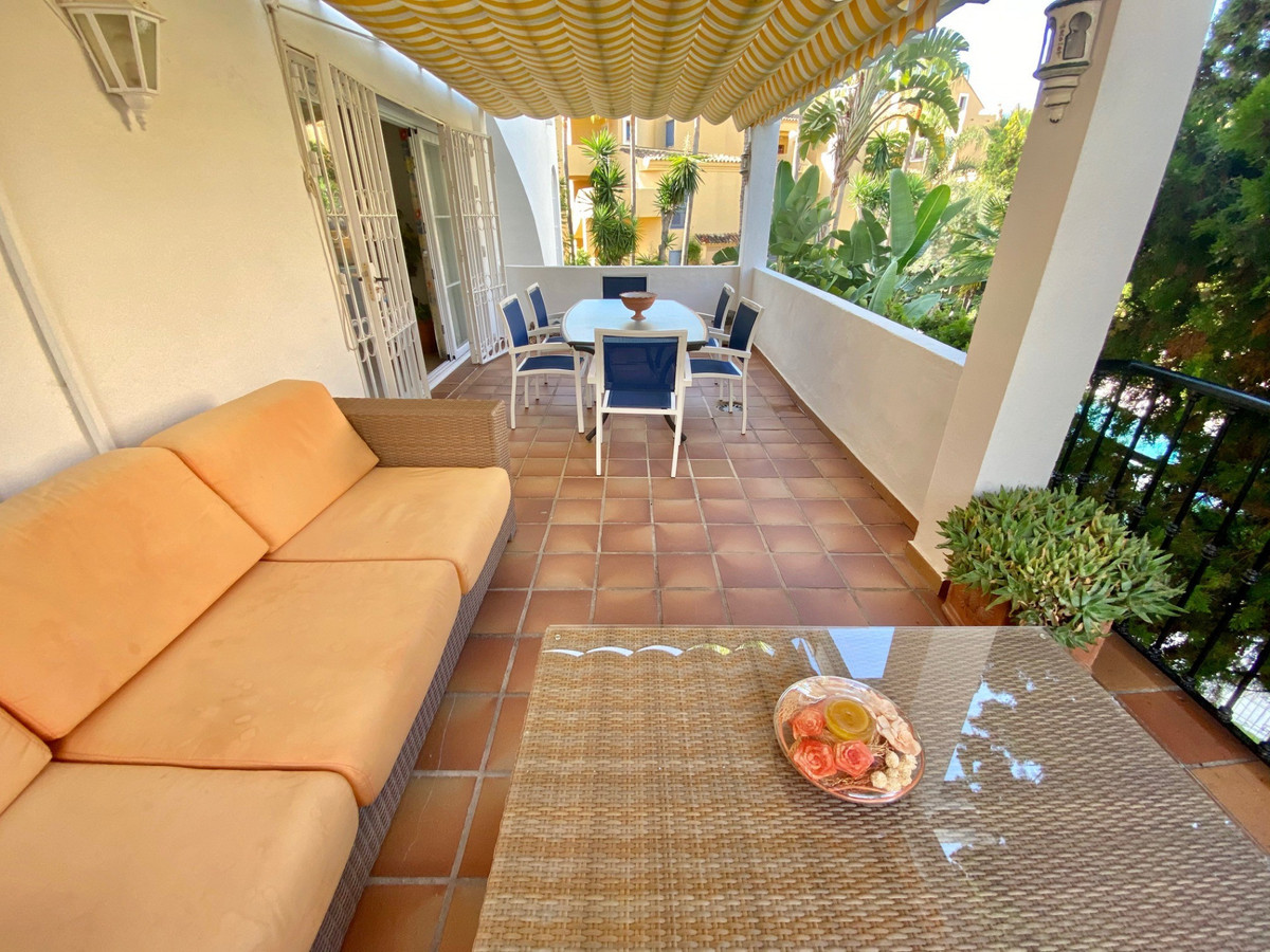 5 Bed Apartment for sale in Nagüeles Costa Del Sol, Málaga, Spain