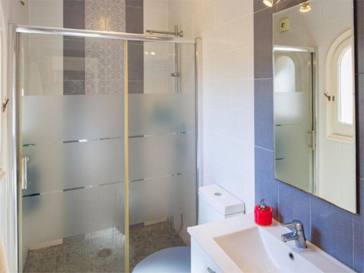 4 Bed Townhouse for sale in El Rosario Costa Del Sol, Málaga, Spain
