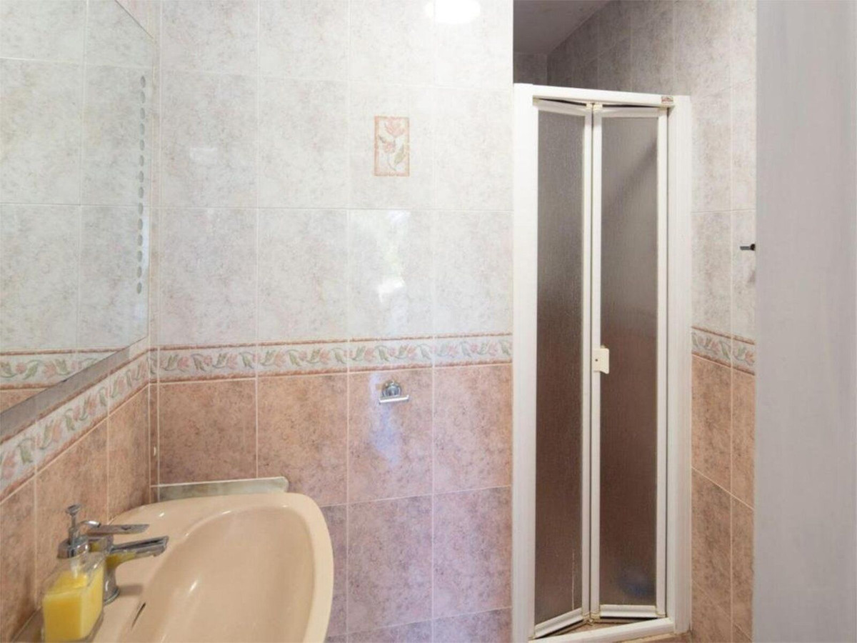 4 Bed Townhouse for sale in El Rosario Costa Del Sol, Málaga, Spain