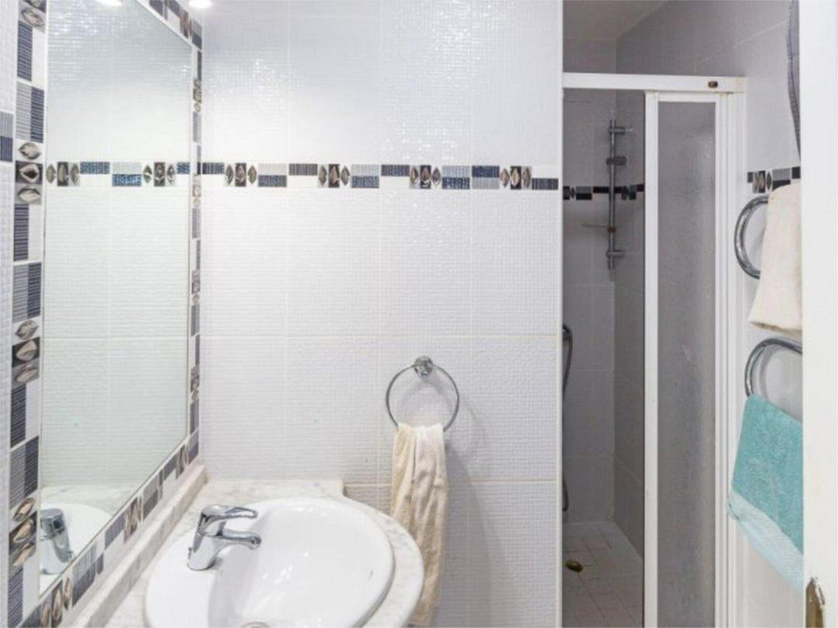 4 Bed Townhouse for sale in El Rosario Costa Del Sol, Málaga, Spain