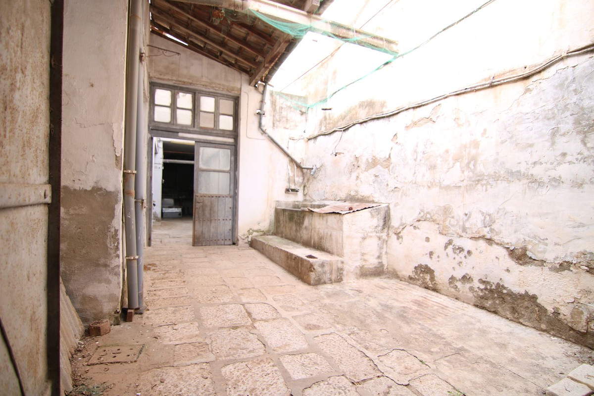 Se vende Nave industrial  en Costa Del Sol, Málaga, España