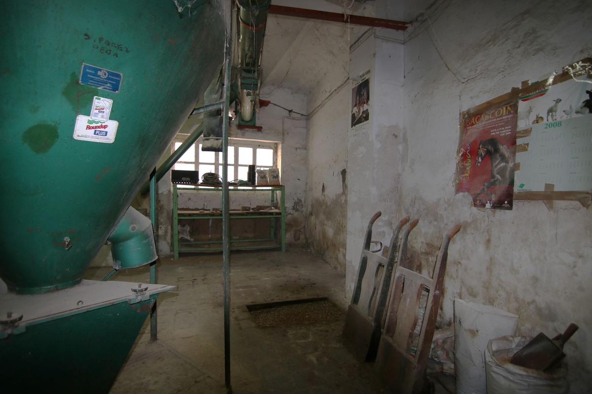 Se vende Nave industrial  en Costa Del Sol, Málaga, España