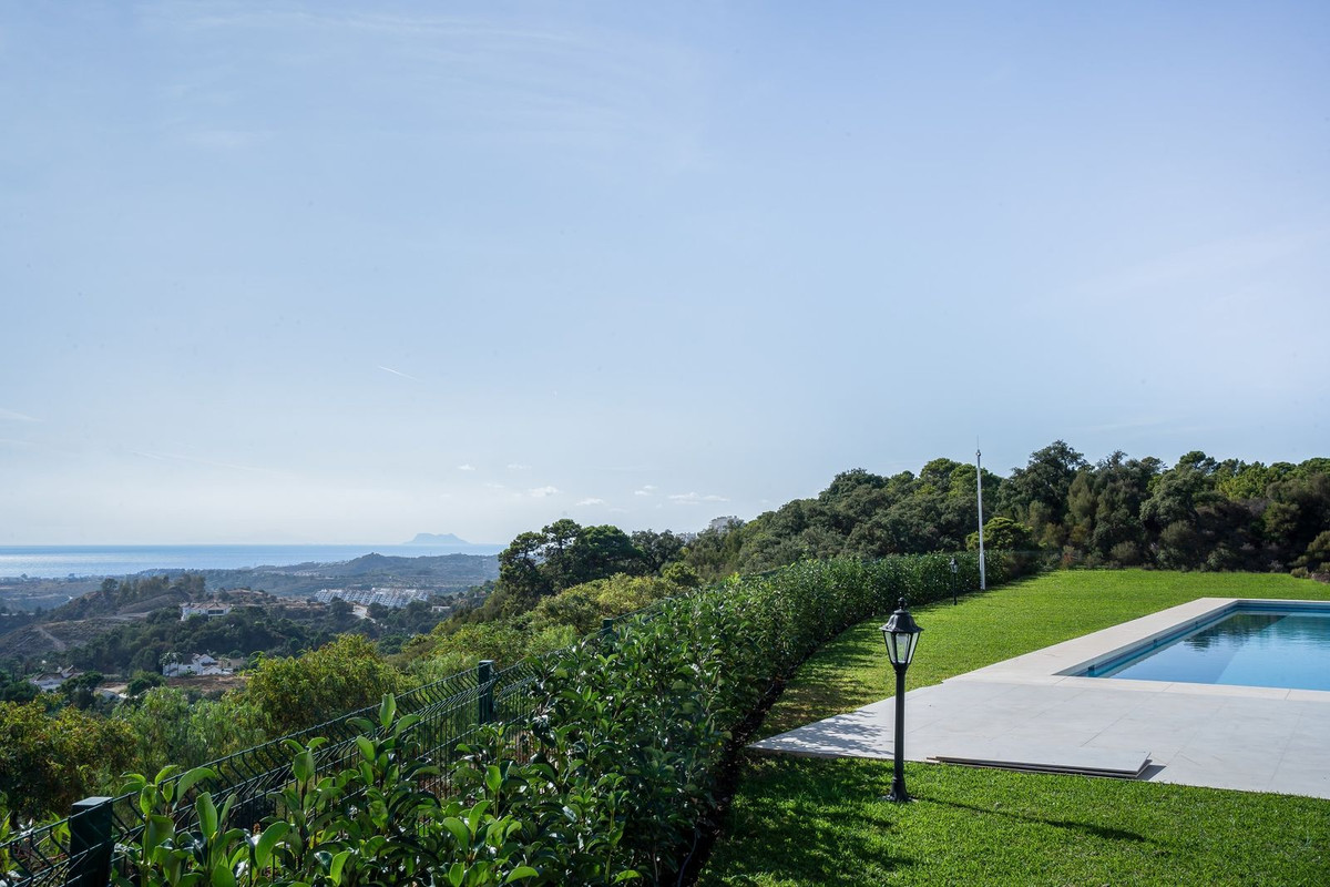 Se vende Villa - Chalet de 6 dormitorios en Costa Del Sol, Málaga, España