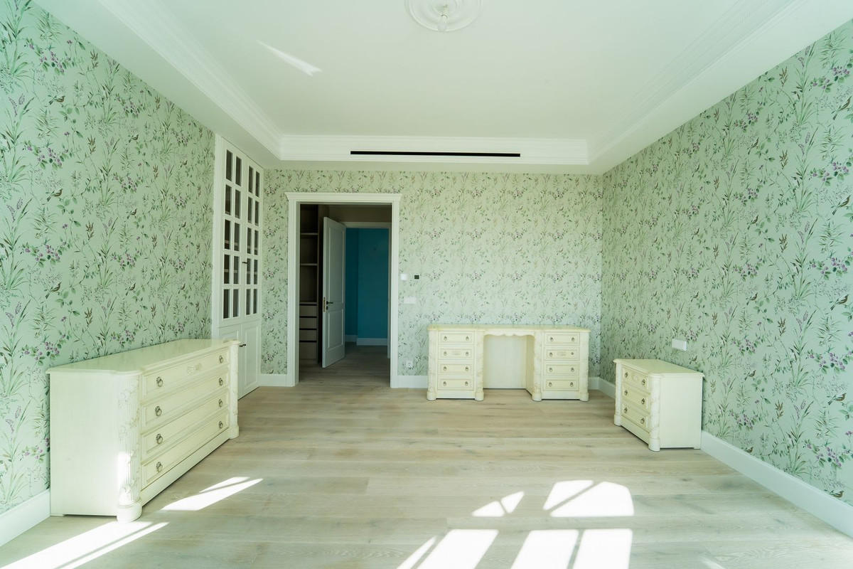 Se vende Villa - Chalet de 6 dormitorios en Costa Del Sol, Málaga, España