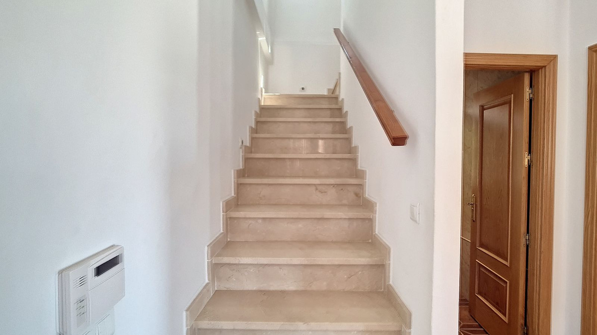 4 Bed Townhouse for sale in Arenas Costa Del Sol East, Málaga, Spain
