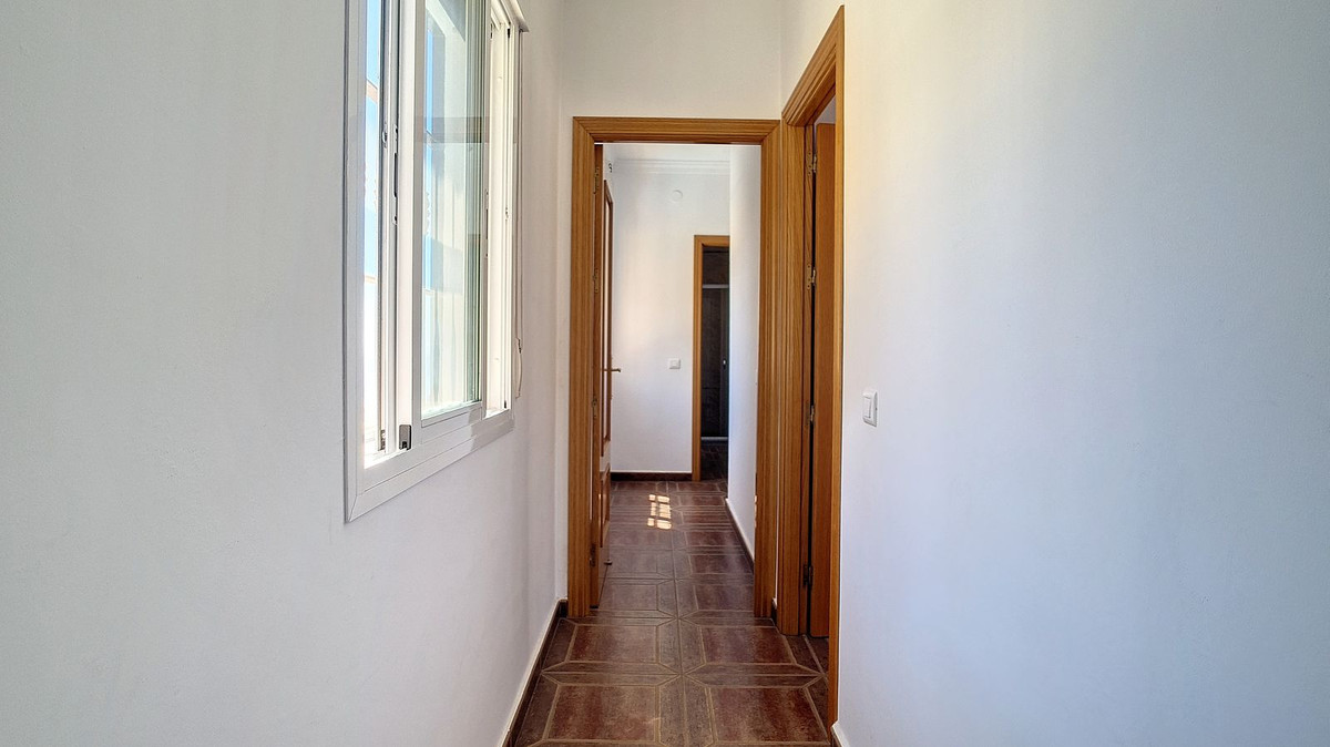 4 Bed Townhouse for sale in Arenas Costa Del Sol East, Málaga, Spain