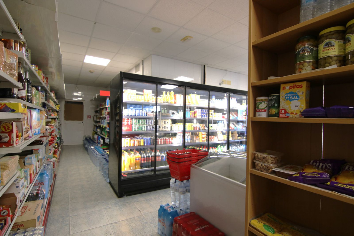 Commercial unit for sale in Alora Costa Del Sol, Málaga, Spain