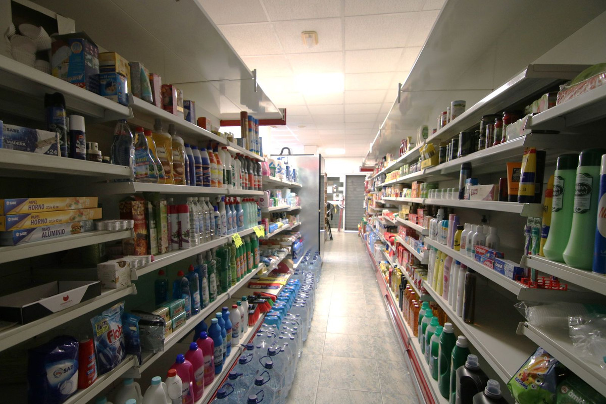 Commercial unit for sale in Alora Costa Del Sol, Málaga, Spain