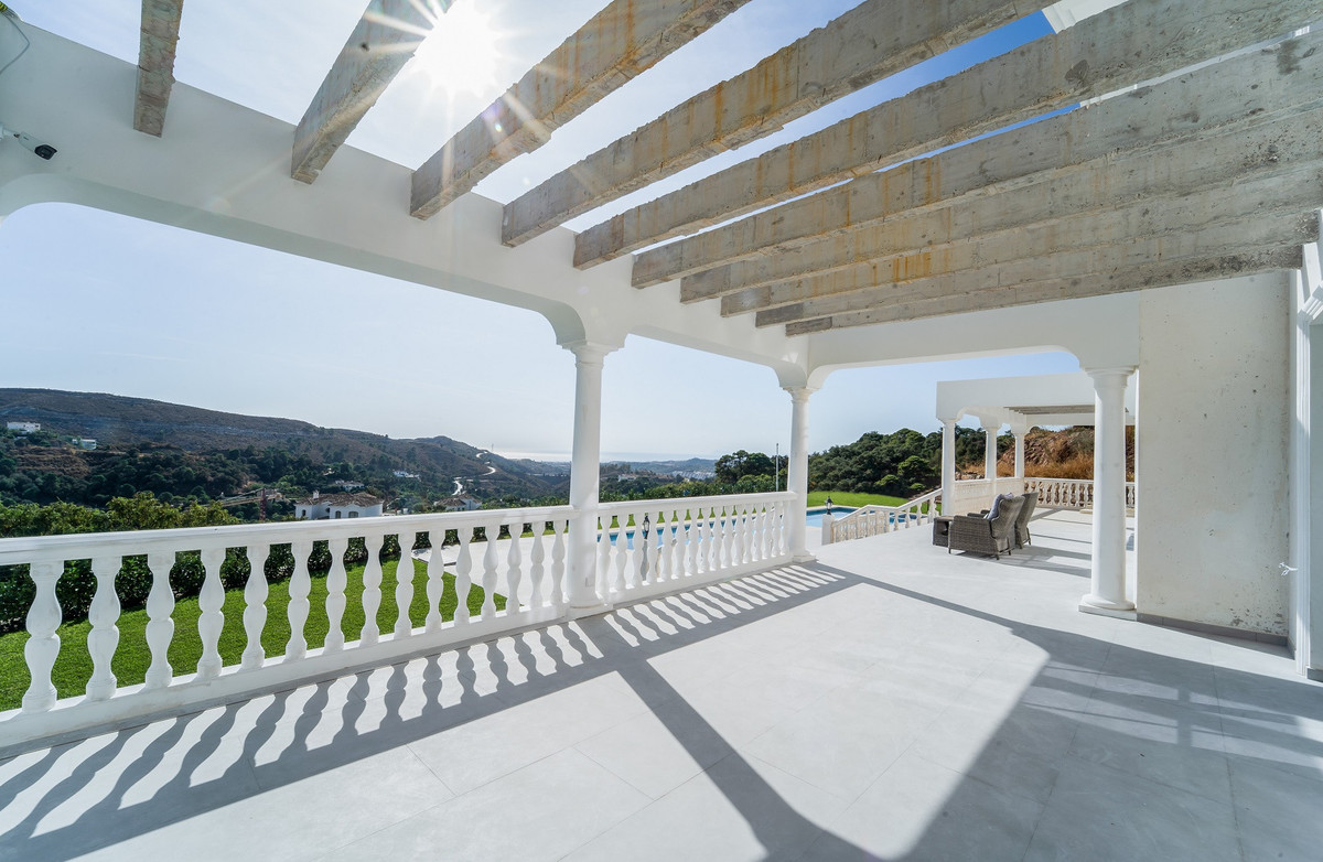 Se vende Villa - Chalet de 6 dormitorios en Costa Del Sol, Málaga, España