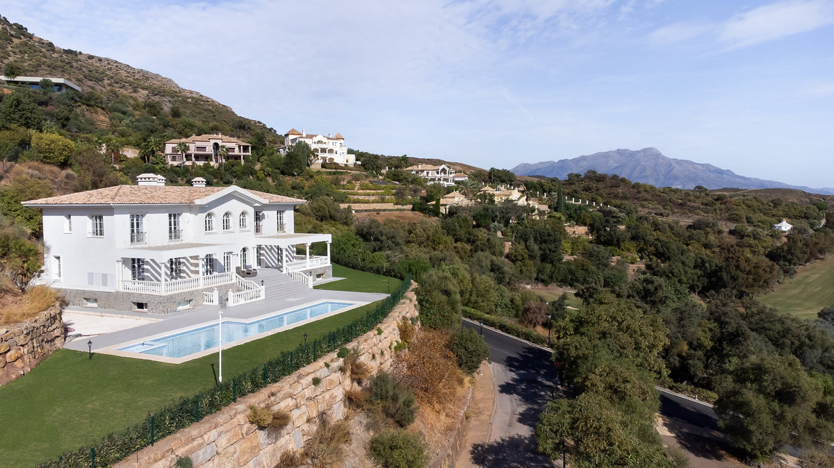Se vende Villa - Chalet de 6 dormitorios en Costa Del Sol, Málaga, España