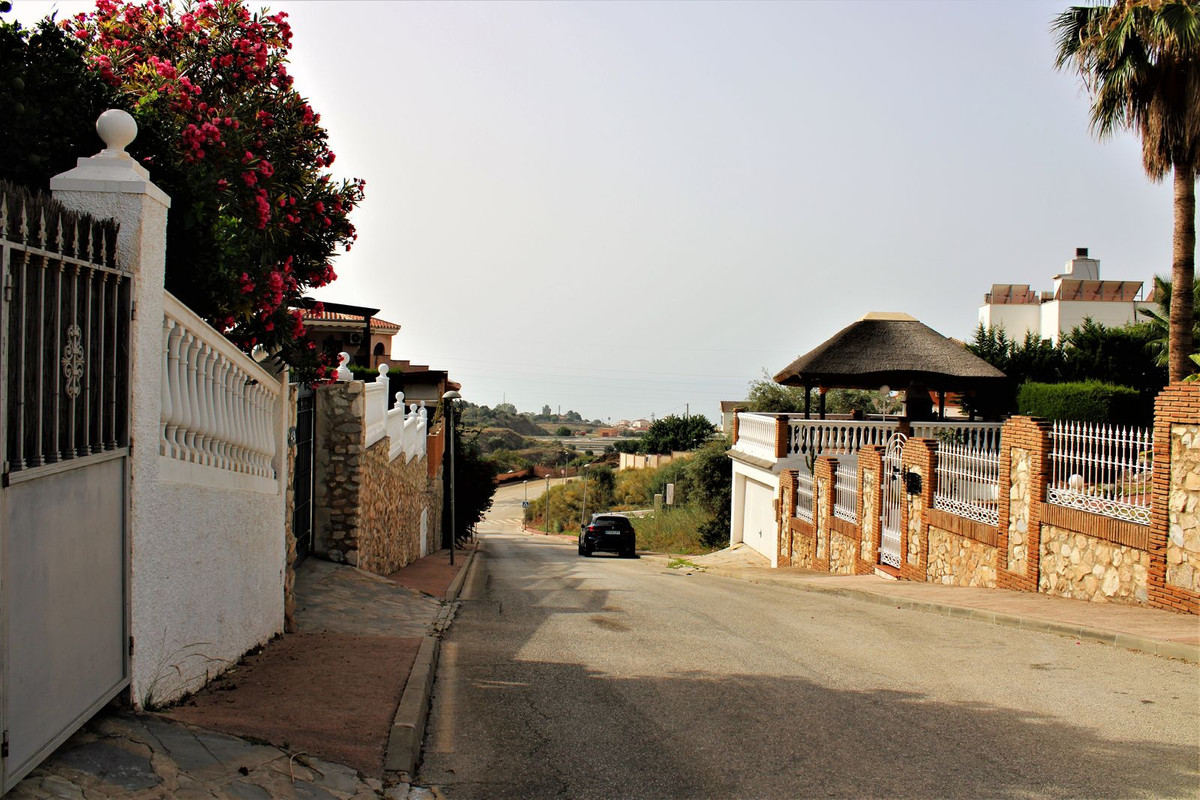 Se vende Terreno Urbano  en Costa Del Sol East, Málaga, España