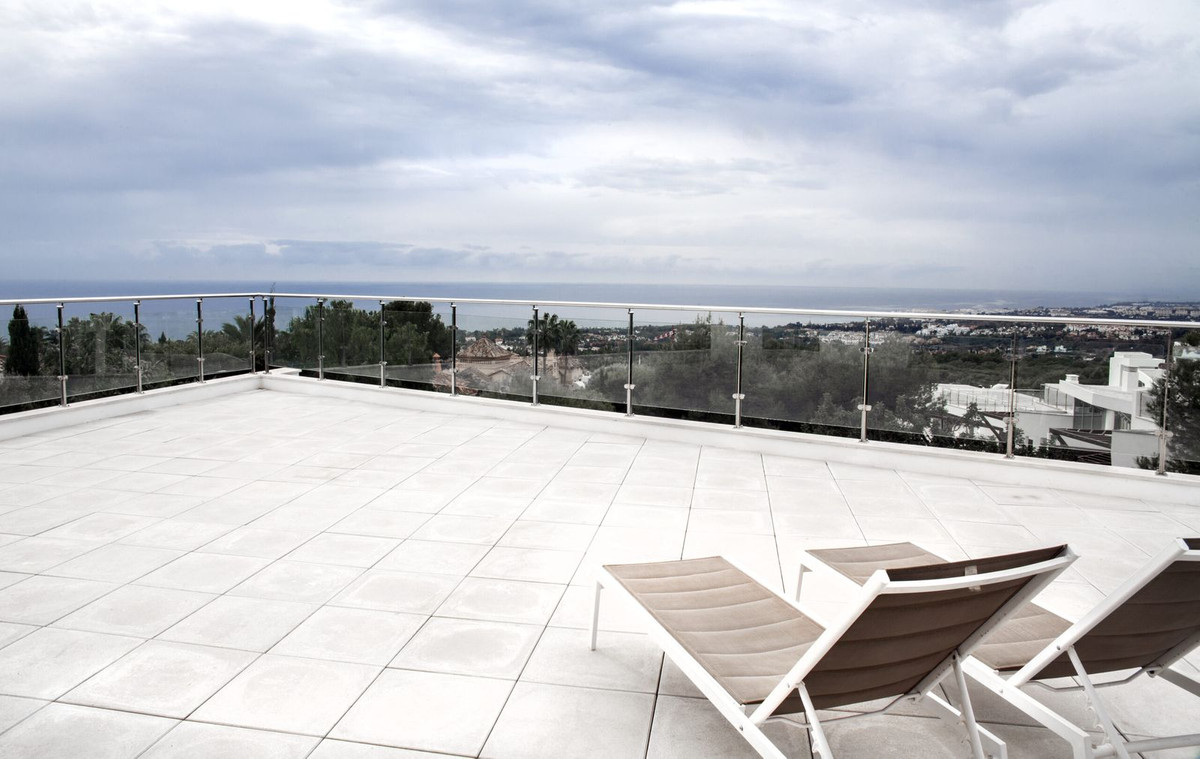 Se vende Adosada de 5 dormitorios en Costa Del Sol, Málaga, España