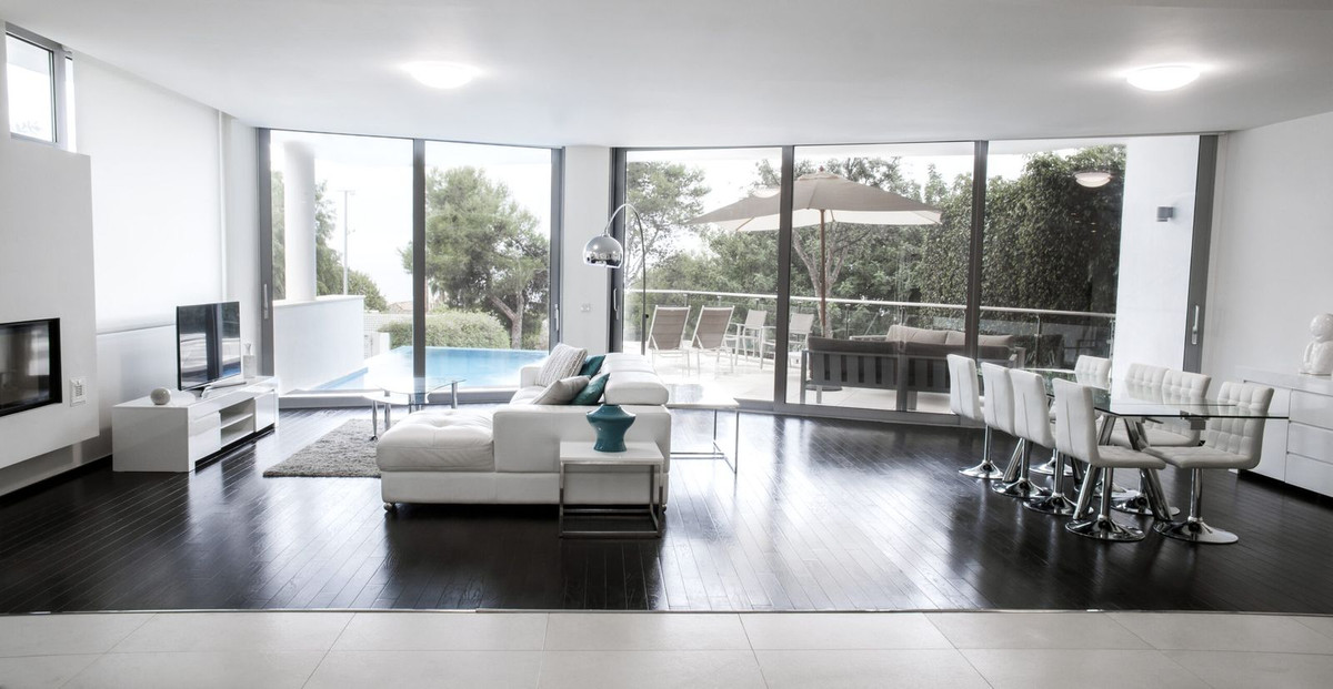 Se vende Adosada de 5 dormitorios en Costa Del Sol, Málaga, España