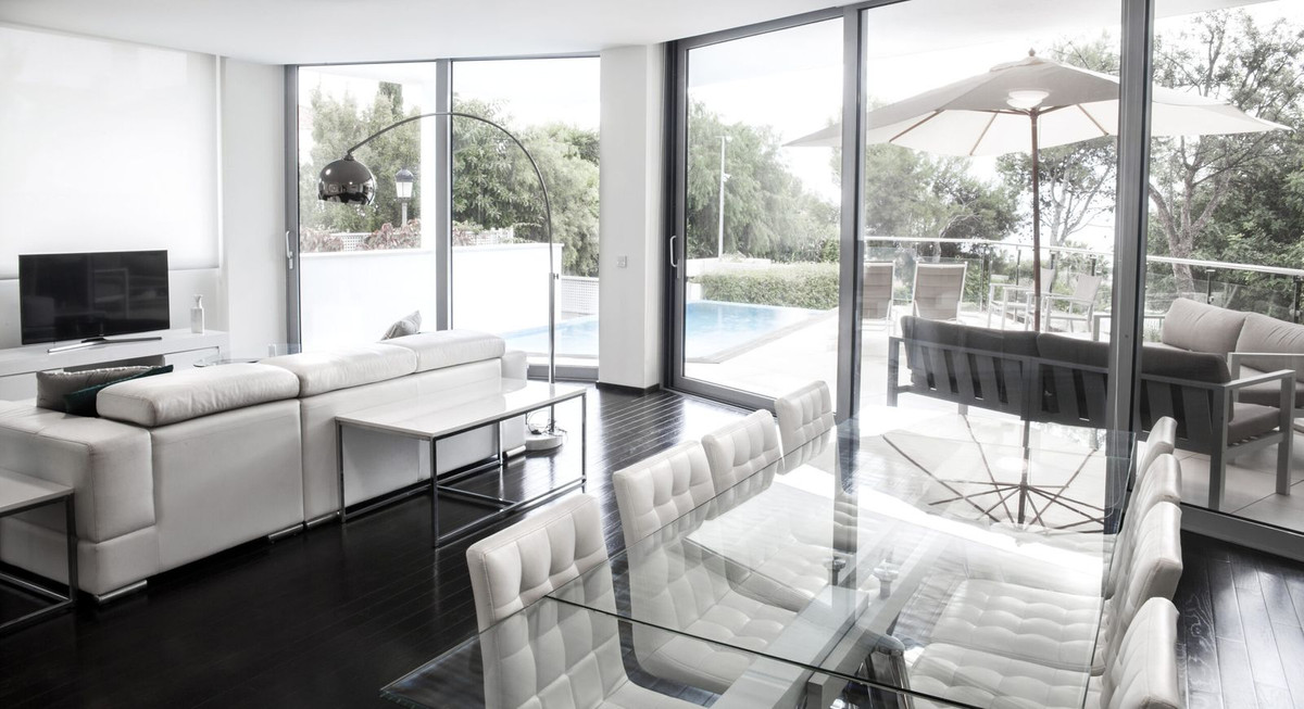 Se vende Adosada de 5 dormitorios en Costa Del Sol, Málaga, España