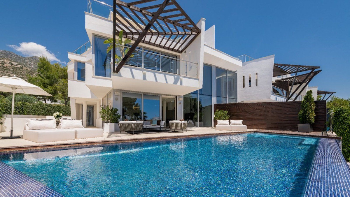 Se vende Adosada de 5 dormitorios en Costa Del Sol, Málaga, España