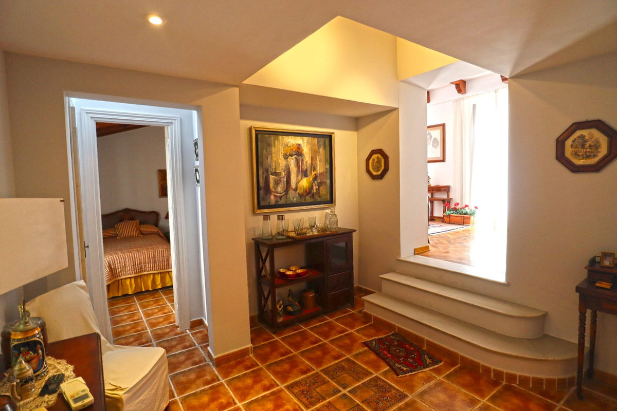 2 Bed Apartment for sale in Marbella Costa Del Sol, Málaga, Spain
