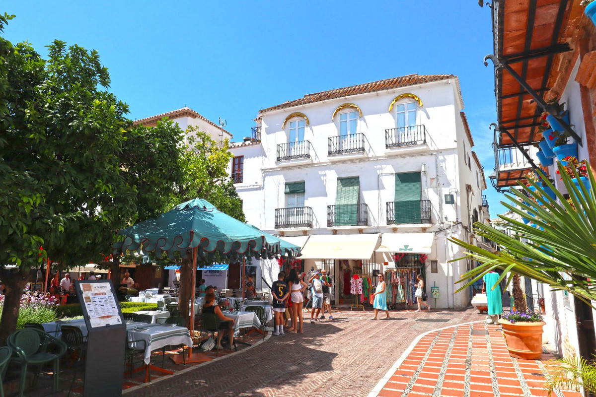 2 Bed Apartment for sale in Marbella Costa Del Sol, Málaga, Spain