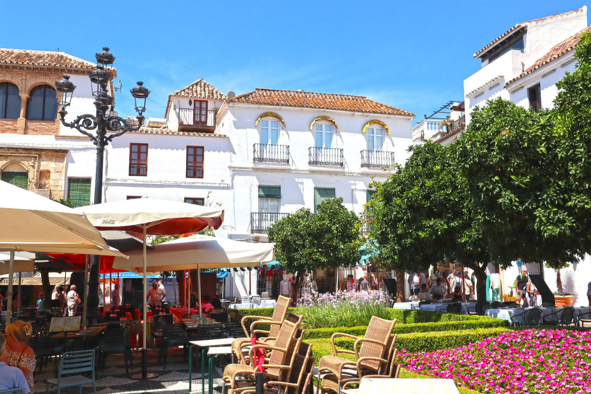 2 Bed Apartment for sale in Marbella Costa Del Sol, Málaga, Spain