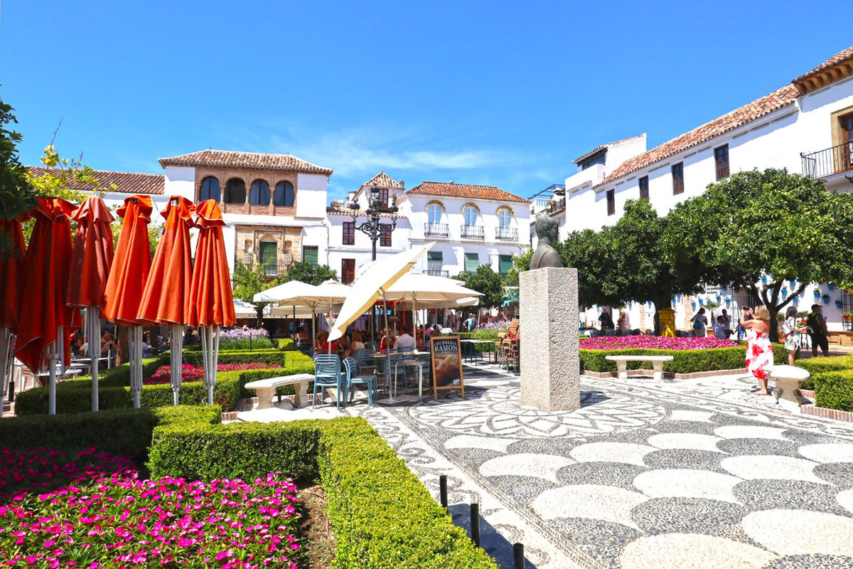 2 Bed Apartment for sale in Marbella Costa Del Sol, Málaga, Spain