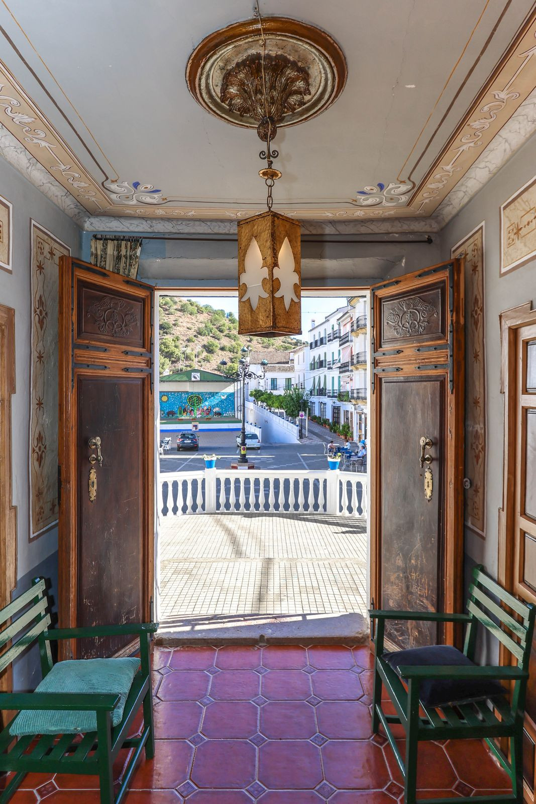 5 Bed Townhouse for sale in Tolox Costa Del Sol, Málaga, Spain
