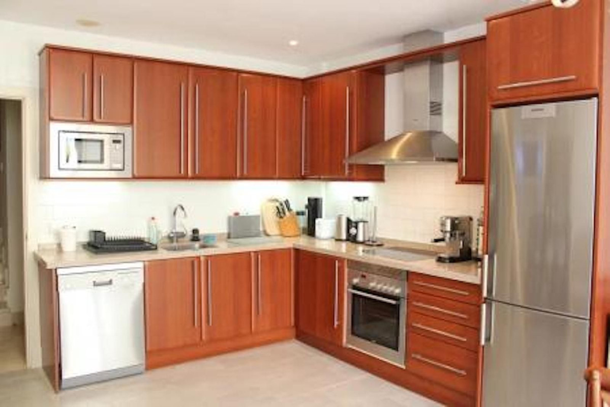 4 Bed Apartment for sale in The Golden Mile Costa Del Sol, Málaga, Spain