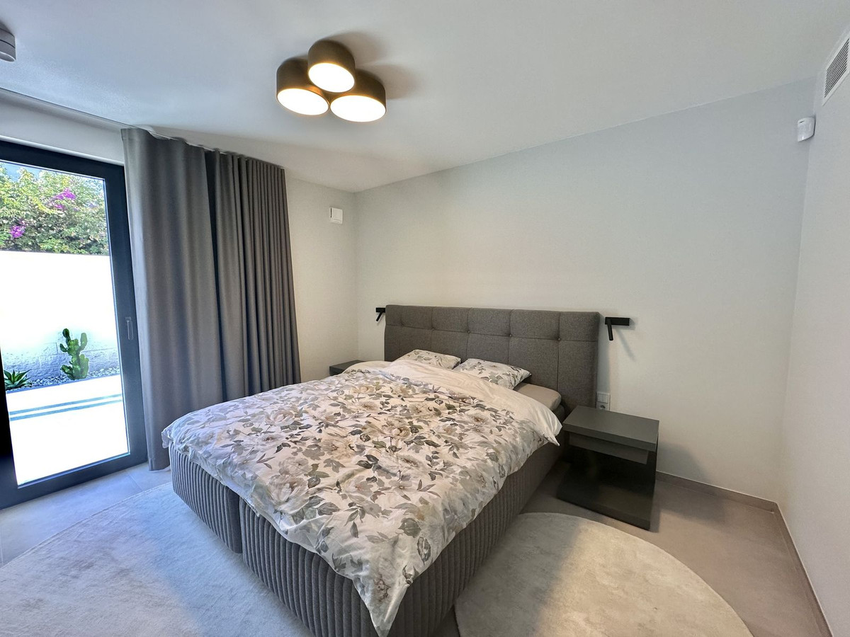 4 Bed Townhouse for sale in Puerto Banús Costa Del Sol, Málaga, Spain