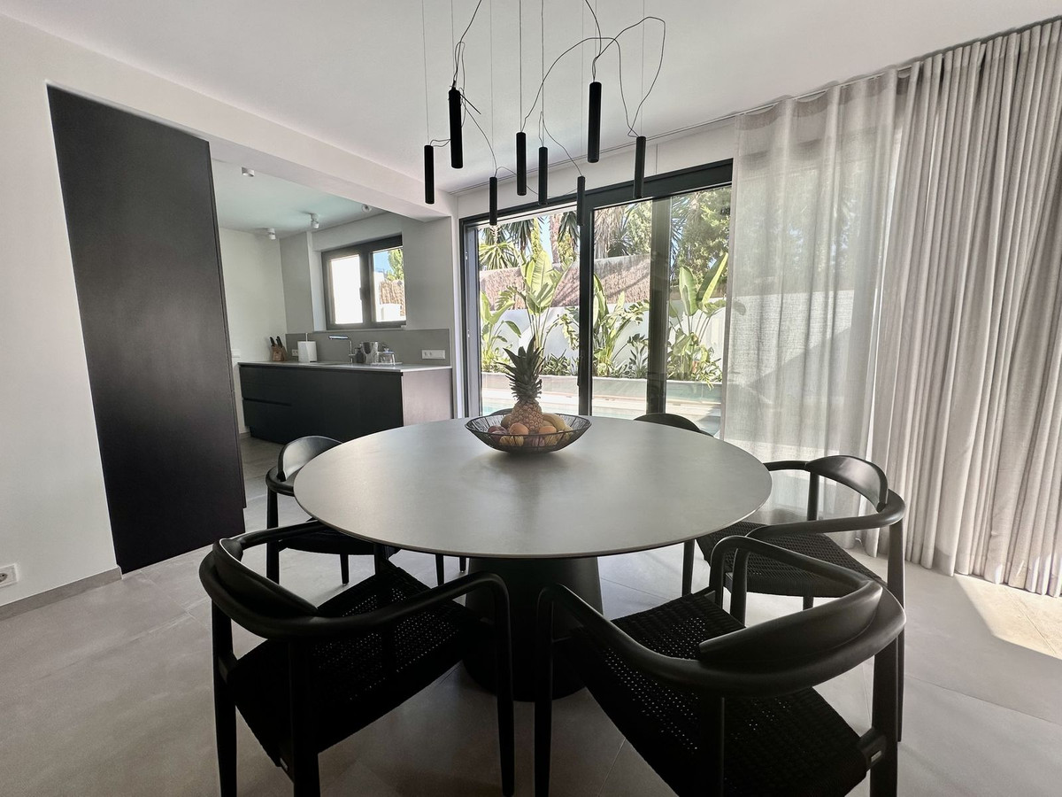 4 Bed Townhouse for sale in Puerto Banús Costa Del Sol, Málaga, Spain