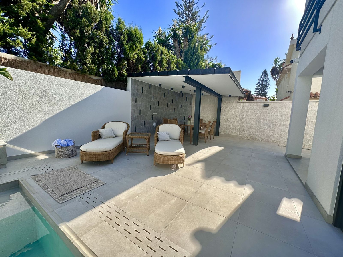 4 Bed Townhouse for sale in Puerto Banús Costa Del Sol, Málaga, Spain
