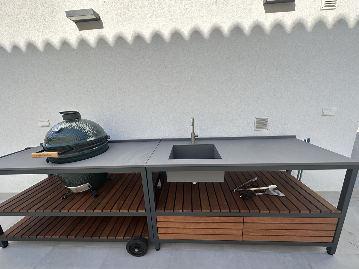 4 Bed Townhouse for sale in Puerto Banús Costa Del Sol, Málaga, Spain
