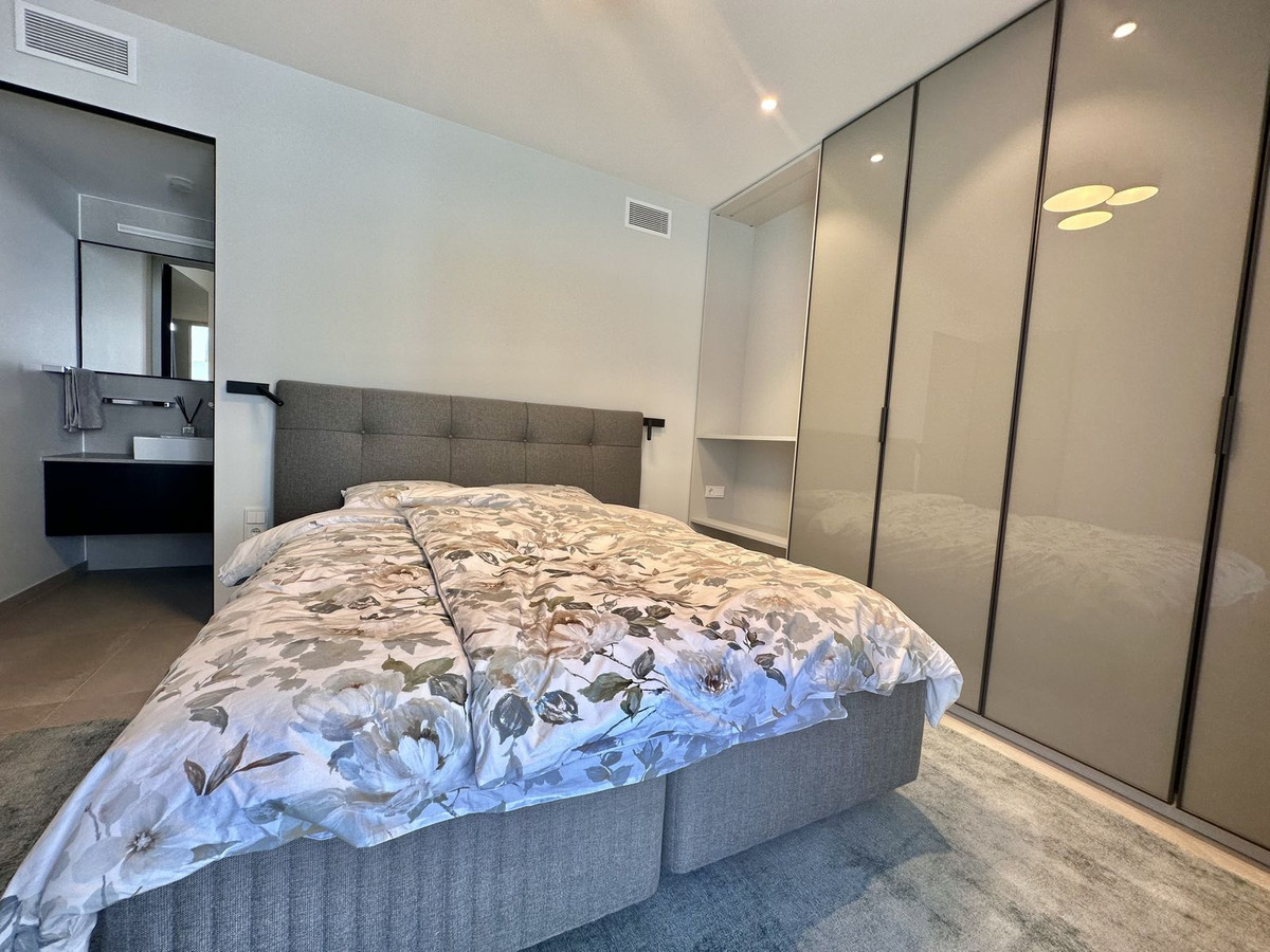 4 Bed Townhouse for sale in Puerto Banús Costa Del Sol, Málaga, Spain