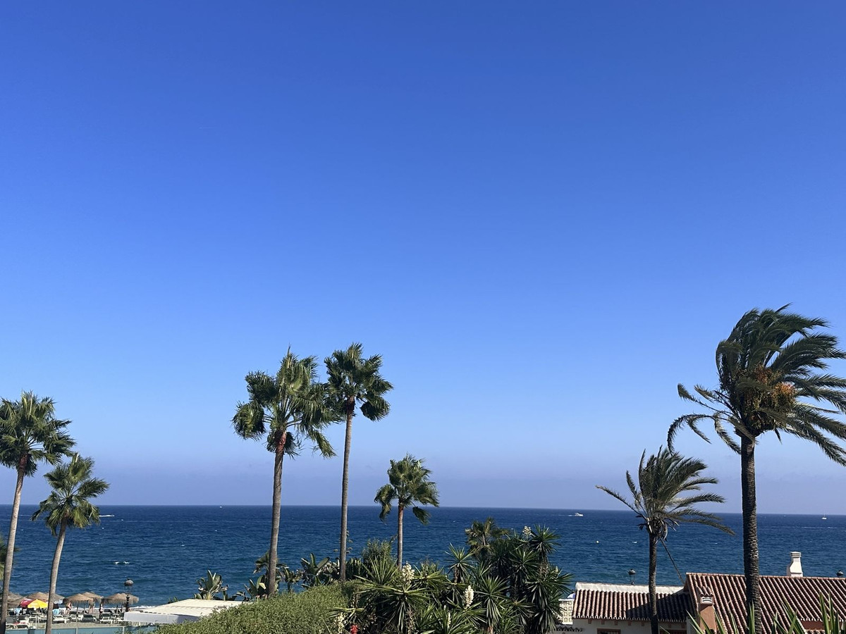4 Bed Townhouse for sale in Puerto Banús Costa Del Sol, Málaga, Spain