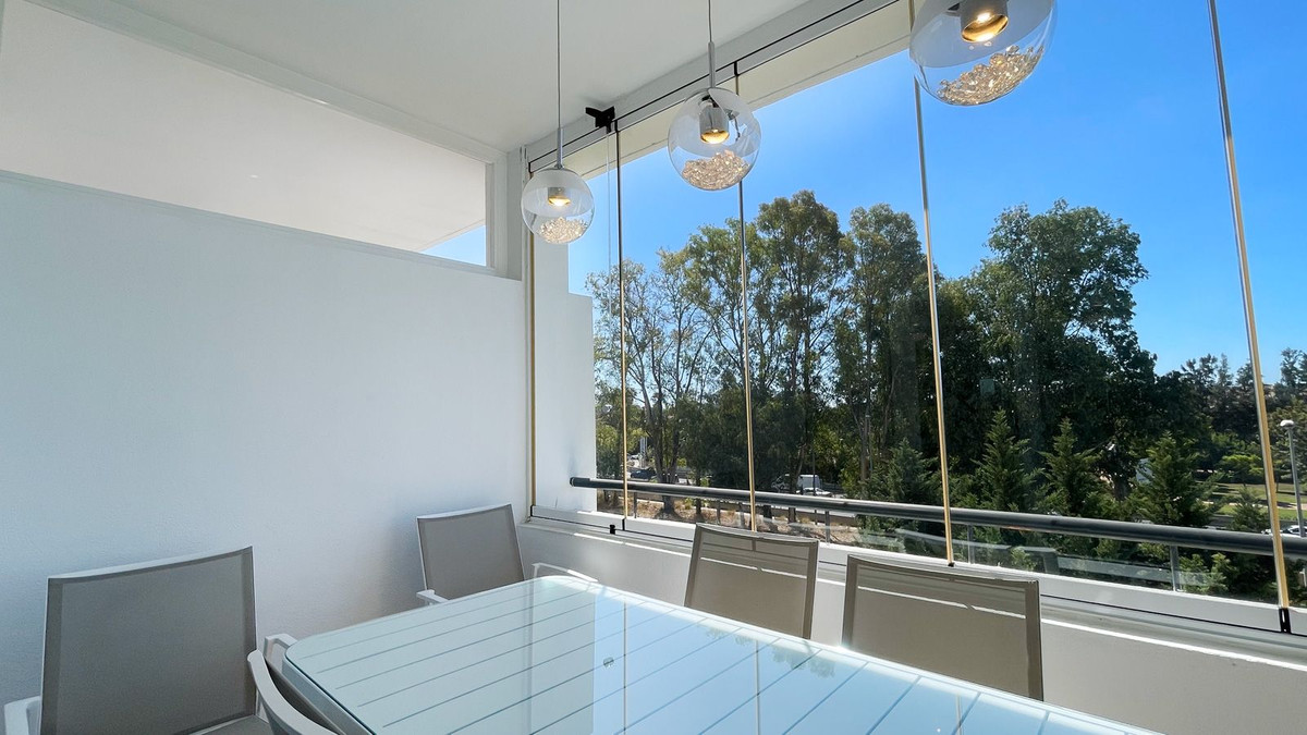4 Bed Apartment for sale in Nueva Andalucía Costa Del Sol, Málaga, Spain
