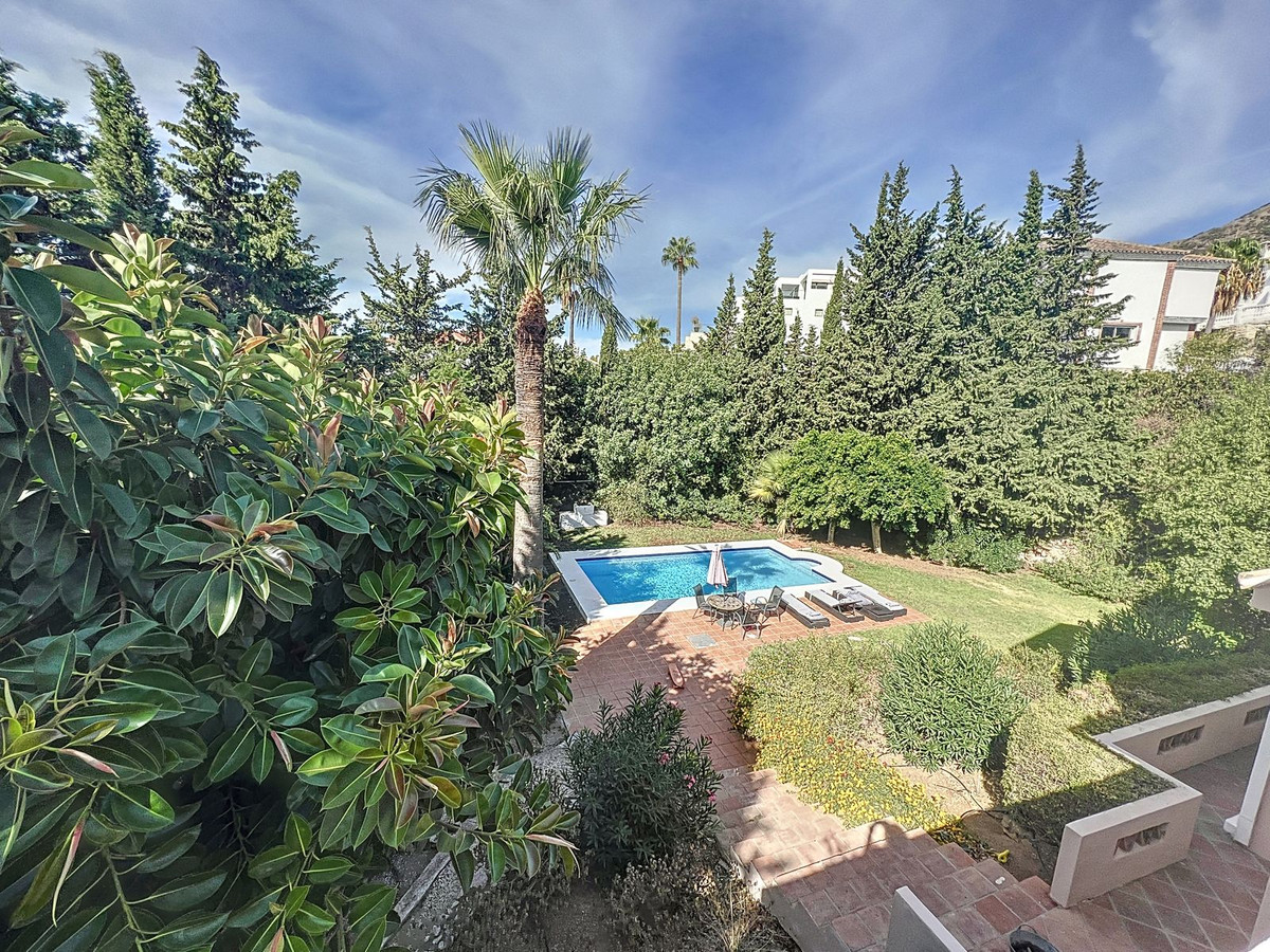 Se vende Villa - Chalet de 5 dormitorios en Costa Del Sol, Málaga, España