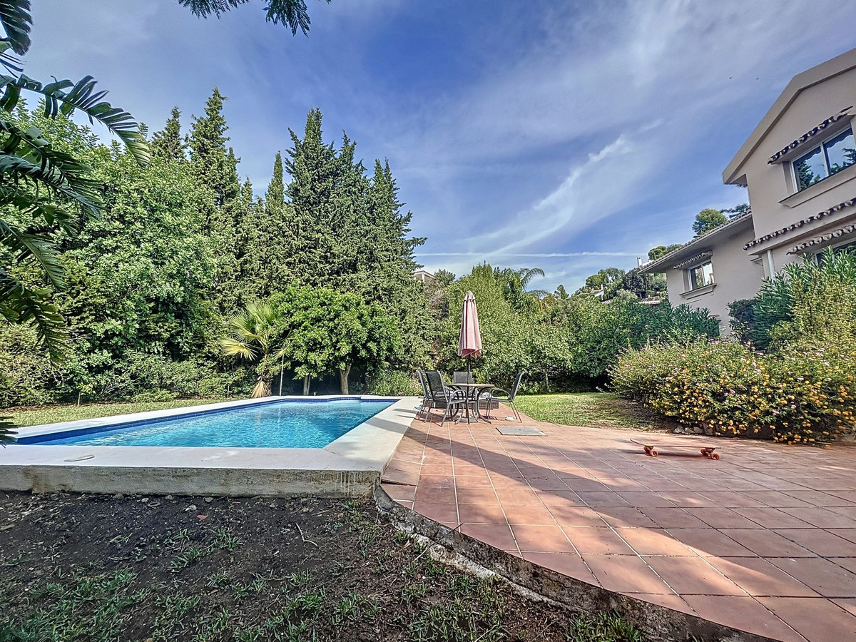 Se vende Villa - Chalet de 5 dormitorios en Costa Del Sol, Málaga, España