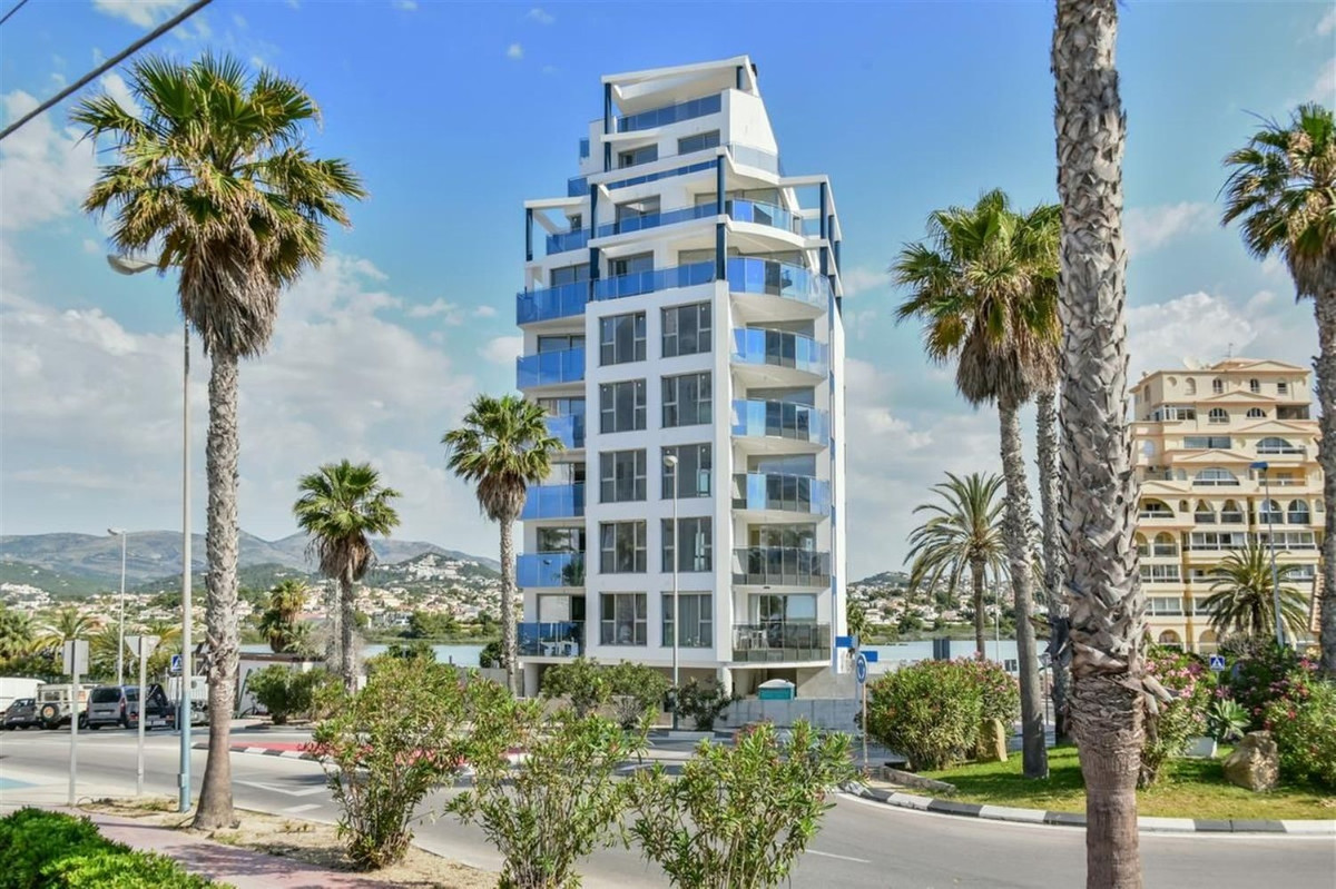 Se vende Apartamento Planta Media de 3 dormitorios en Costa Blanca, Alicante, España
