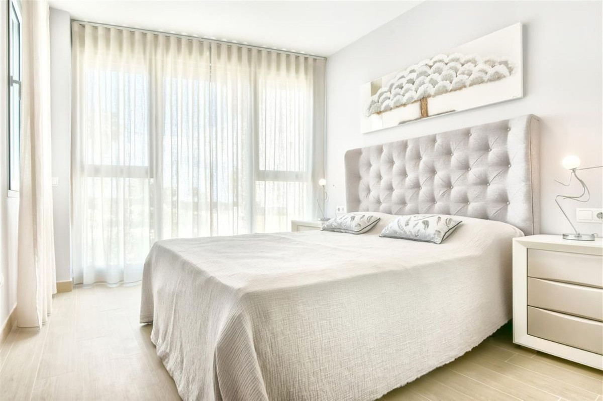 Se vende Apartamento Planta Media de 3 dormitorios en Costa Blanca, Alicante, España