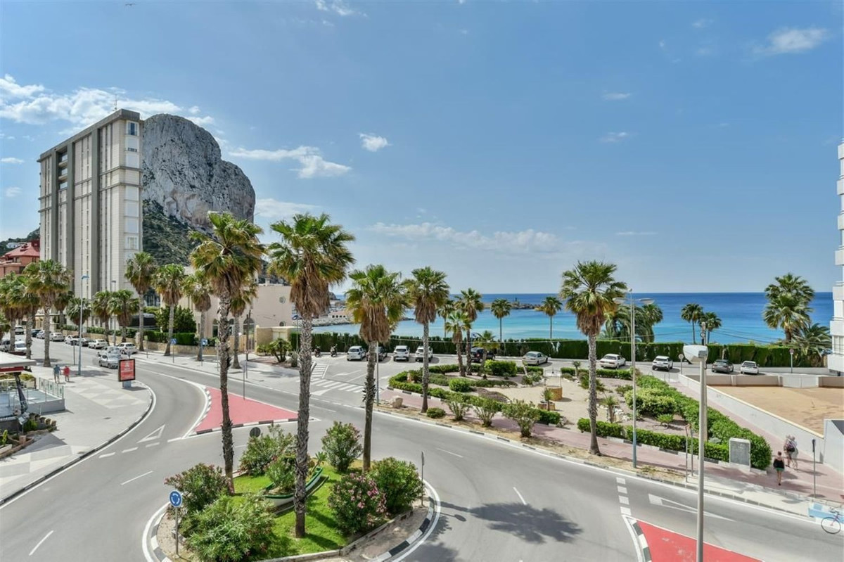 Se vende Apartamento Planta Media de 3 dormitorios en Costa Blanca, Alicante, España