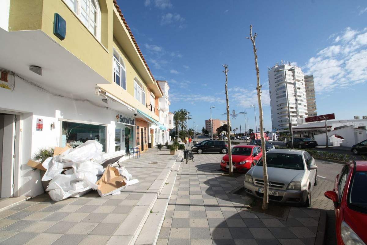 Se vende Tienda  en Costa Del Sol, Cadiz, España