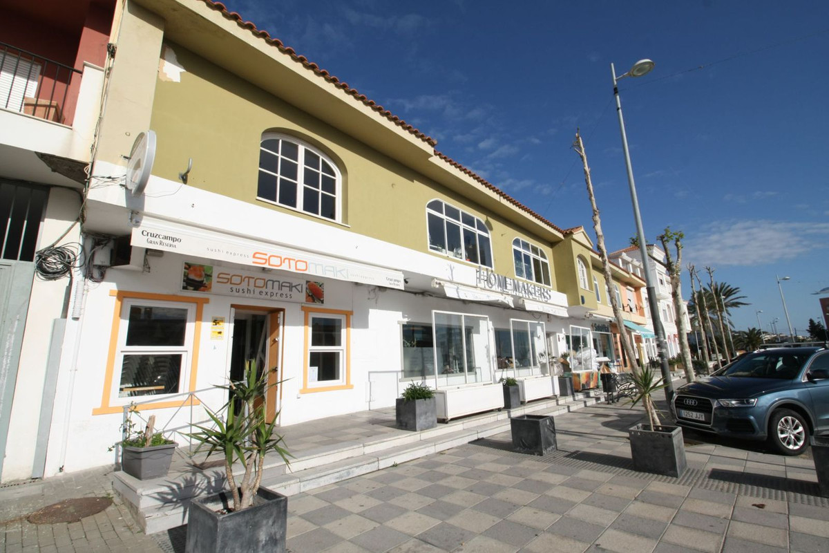 Se vende Tienda  en Costa Del Sol, Cadiz, España