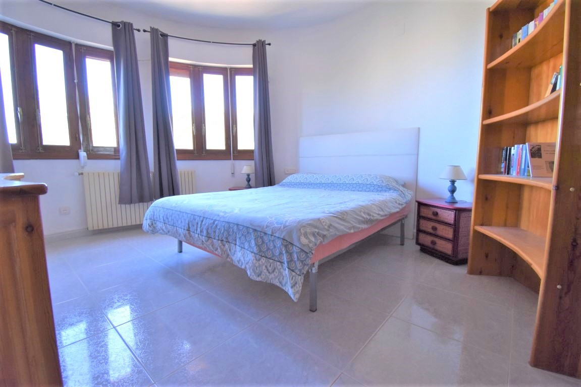 6 Bed Townhouse for sale in Villamartin Costa Blanca, Alicante, Spain