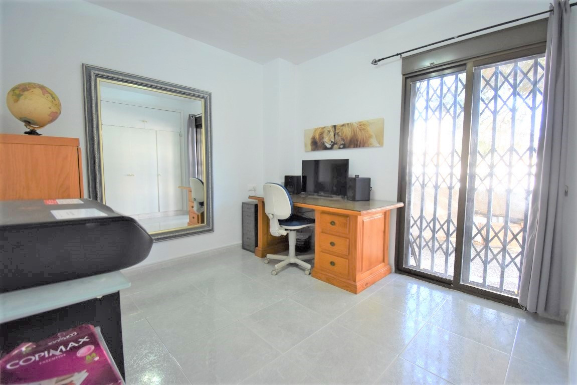 6 Bed Townhouse for sale in Villamartin Costa Blanca, Alicante, Spain
