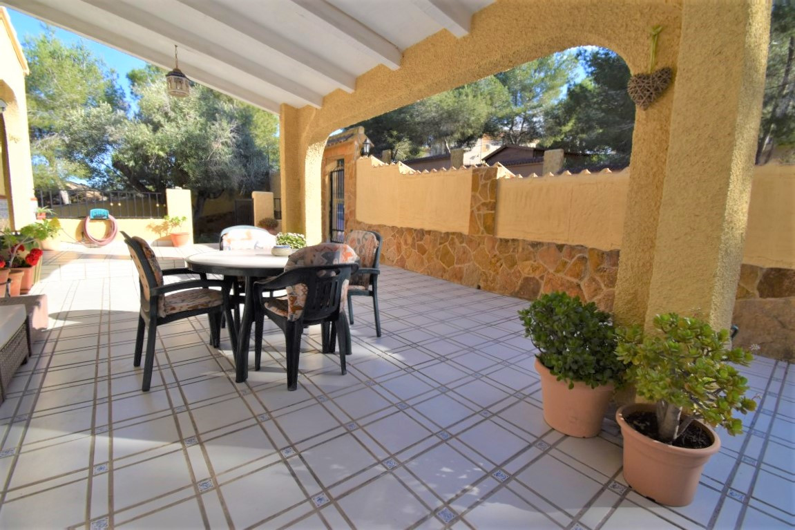 6 Bed Townhouse for sale in Villamartin Costa Blanca, Alicante, Spain