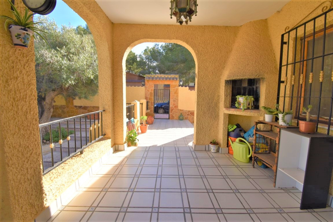6 Bed Townhouse for sale in Villamartin Costa Blanca, Alicante, Spain
