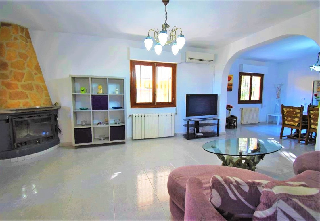 6 Bed Townhouse for sale in Villamartin Costa Blanca, Alicante, Spain